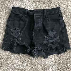 Hollister high rise 3” mom shorts
